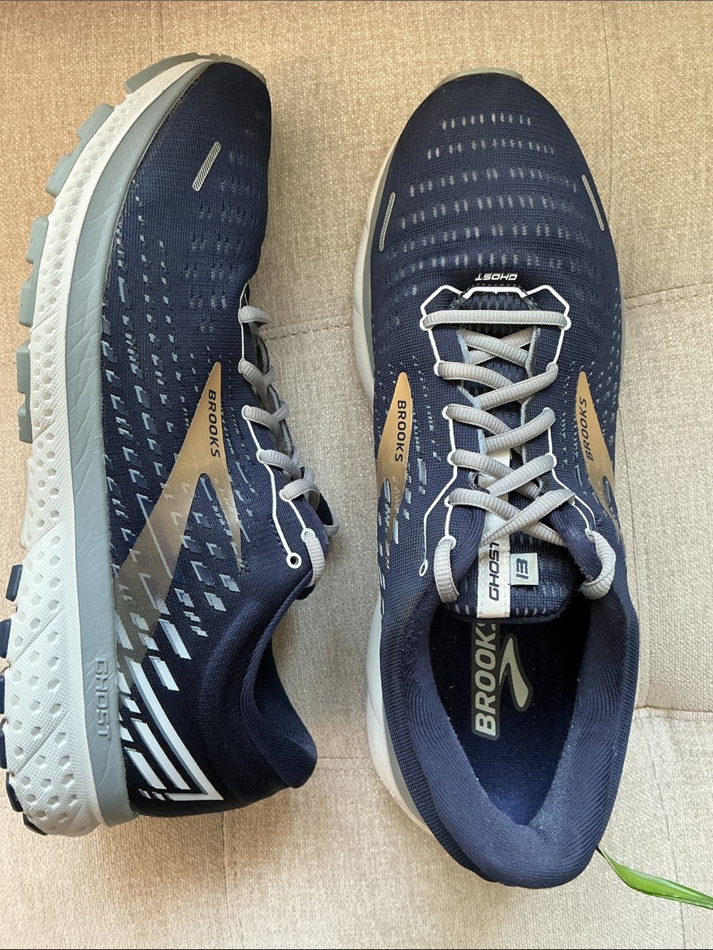 Brooks Ghost 13 Men’s Running Shoes Navy Silver Size 12.5 Excellent Condition - Picture 14 of 16